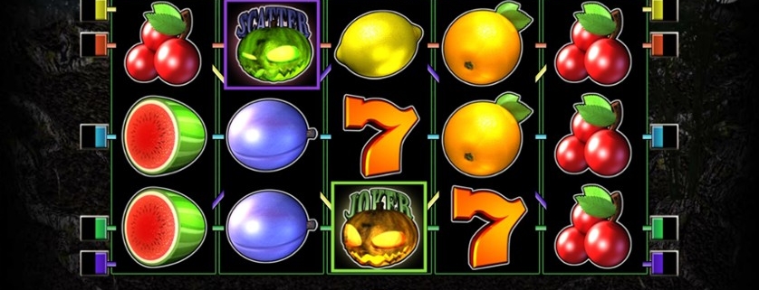 Halloween-themed fruit slot machine game screen